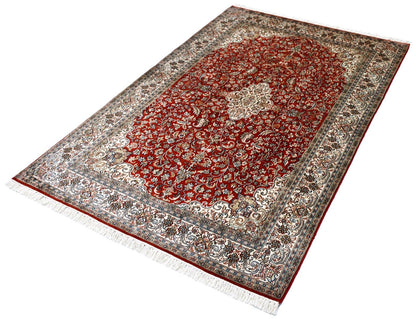 Kashan 6633 Multi 122cm x 193cm (B.No. 124)