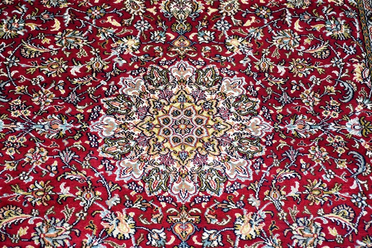 Kashan 4957 Multi 120cm x 177cm (B.No. 161)