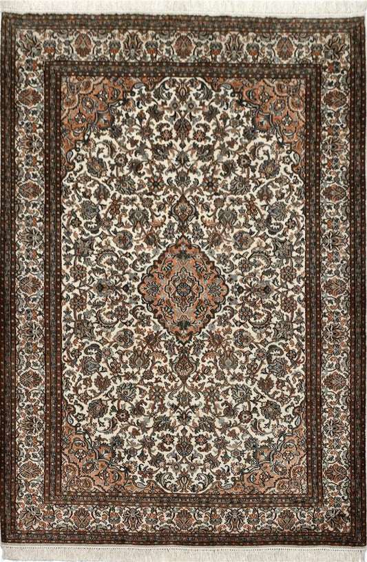 Kashan 8006 Multi 128cm x 186cm (B.No. 129)