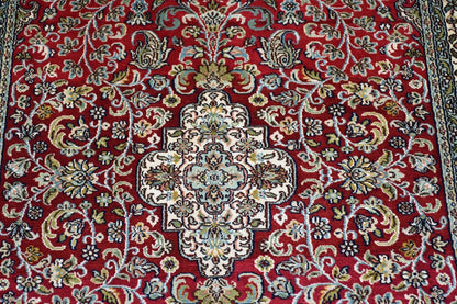 Kashan 5049 Multi 93cm x 158cm (B.No. 82)